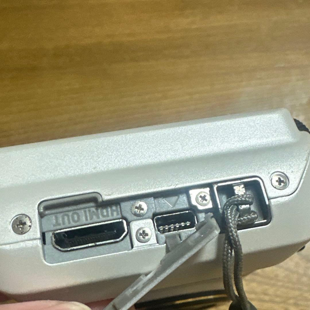 CASIO EXILIM EX-ZR100 ホワイト