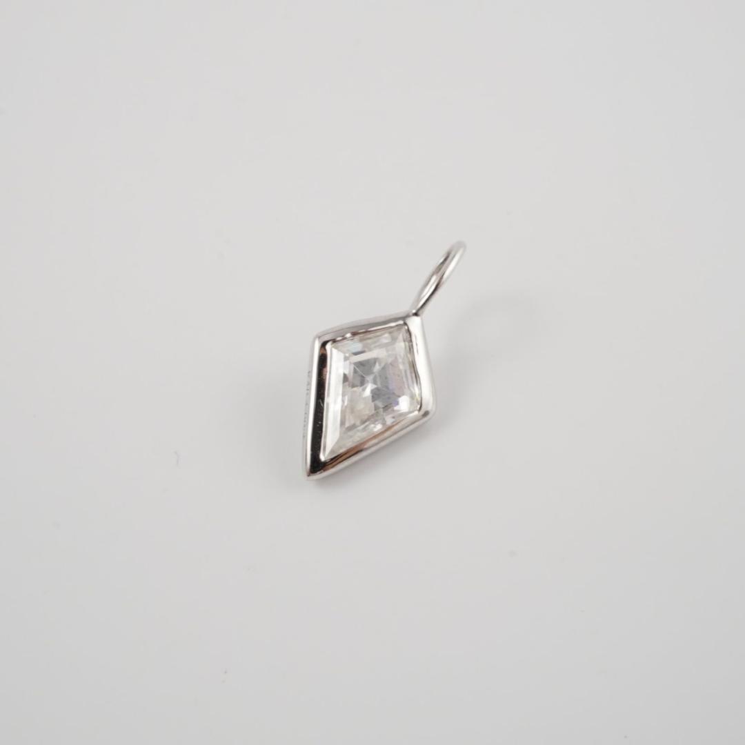 1ct菱型ペンダントトップ（4週間発送）
