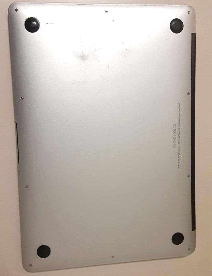 MacBook Air 13インチ i5 256GB 4GB Mid 2013