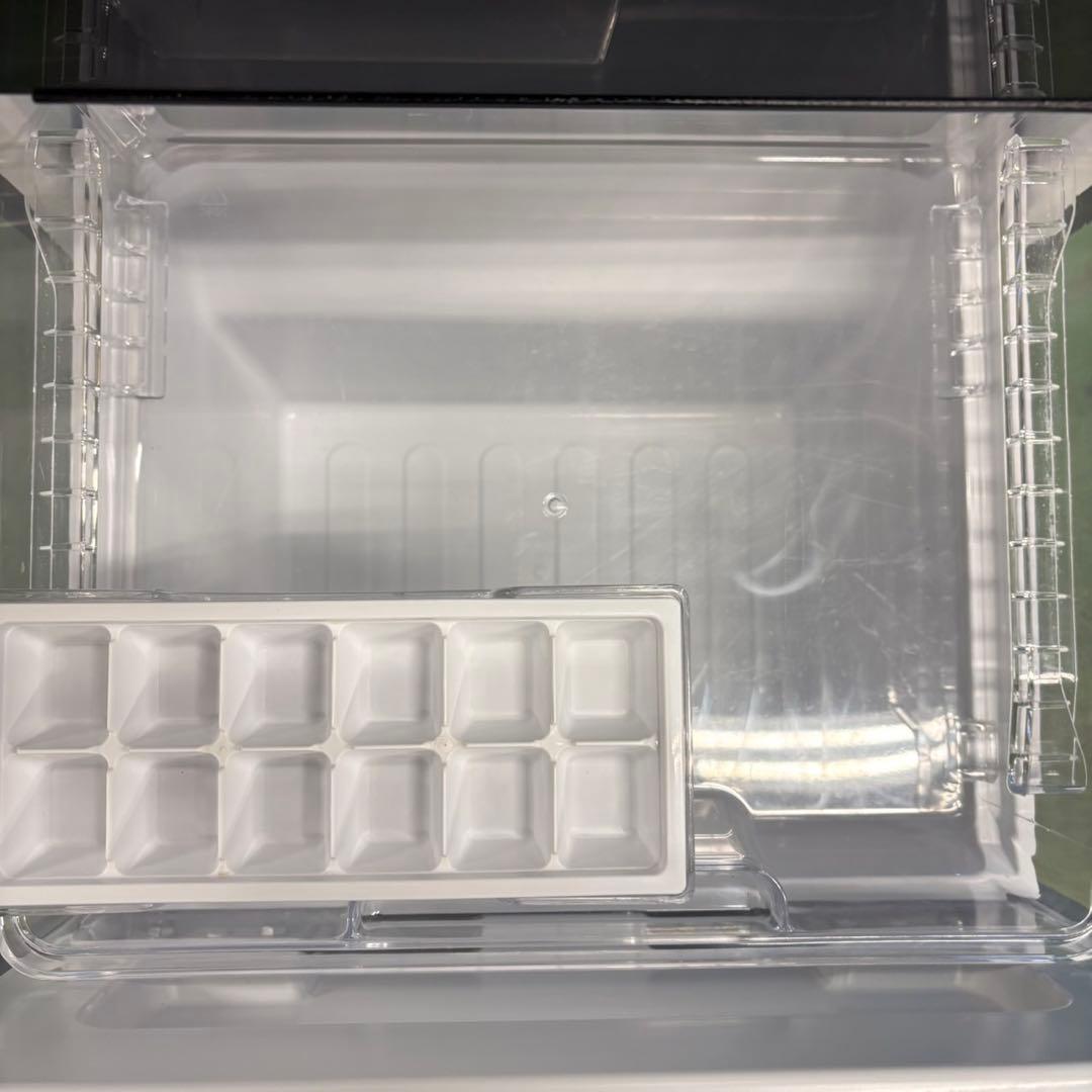 665 SHARP 付け替えどっちもドア　冷蔵庫　152L 小型　一人暮らし
