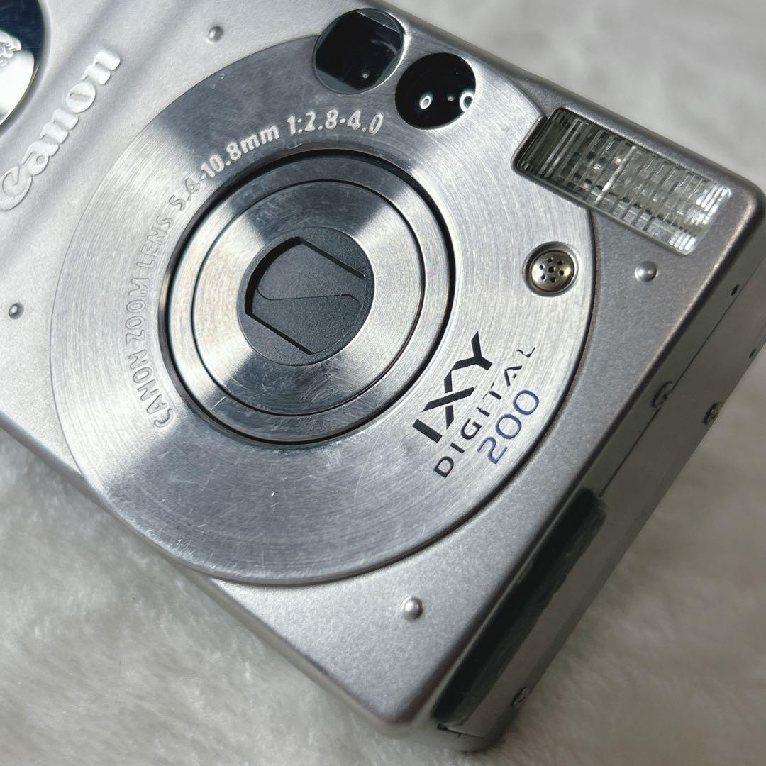 ✨動作品✨レア物　Canon IXY DIGITAL 200 デジタルカメラ