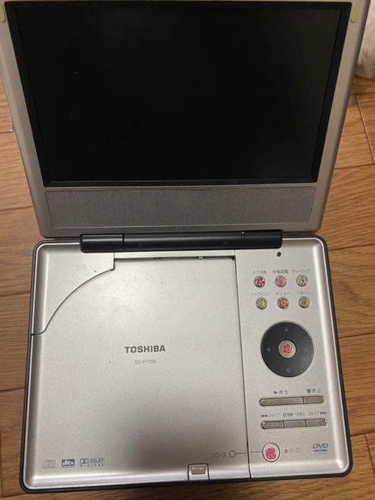 ポータブルDVDプレーヤー