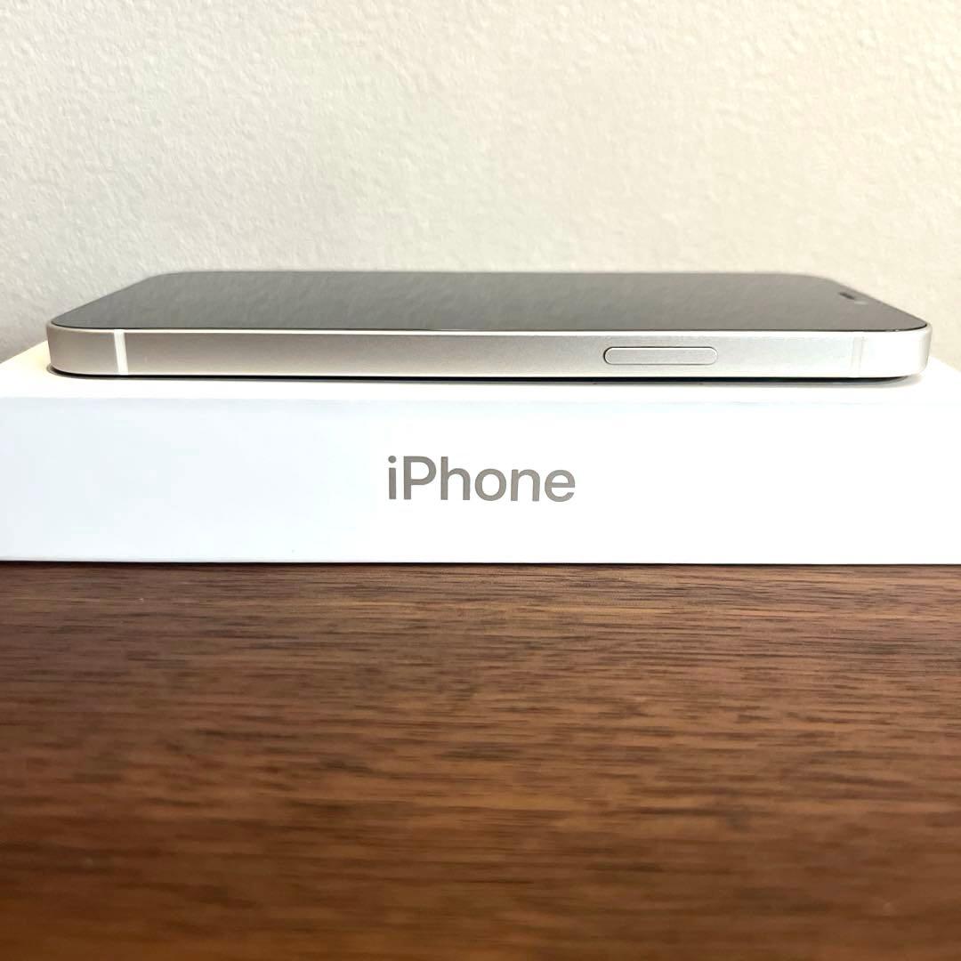 美品　iPhone 12 SIMフリー ホワイト 本体64GB 100%