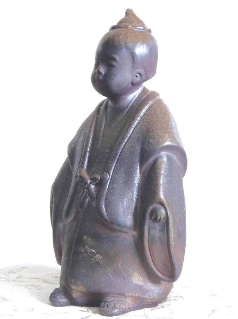 横山大観の出世作【無我】を立体化した置物 陶印あり備前焼 置物 細工物