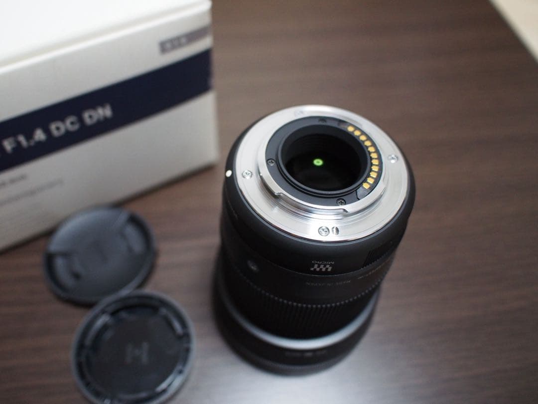 SIGMA 30mm F1.4 DC DN レンズ