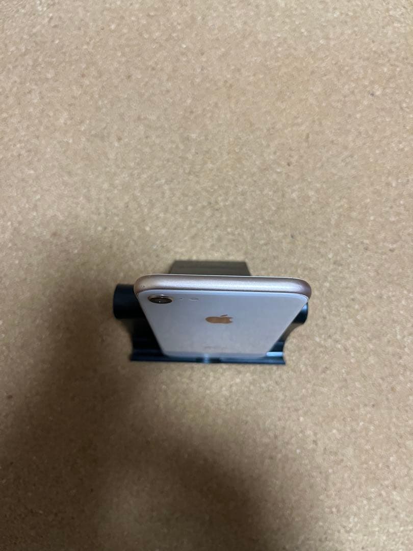 【美品】iPhone 8 64GB ゴールド SIMフリー 動作良好
