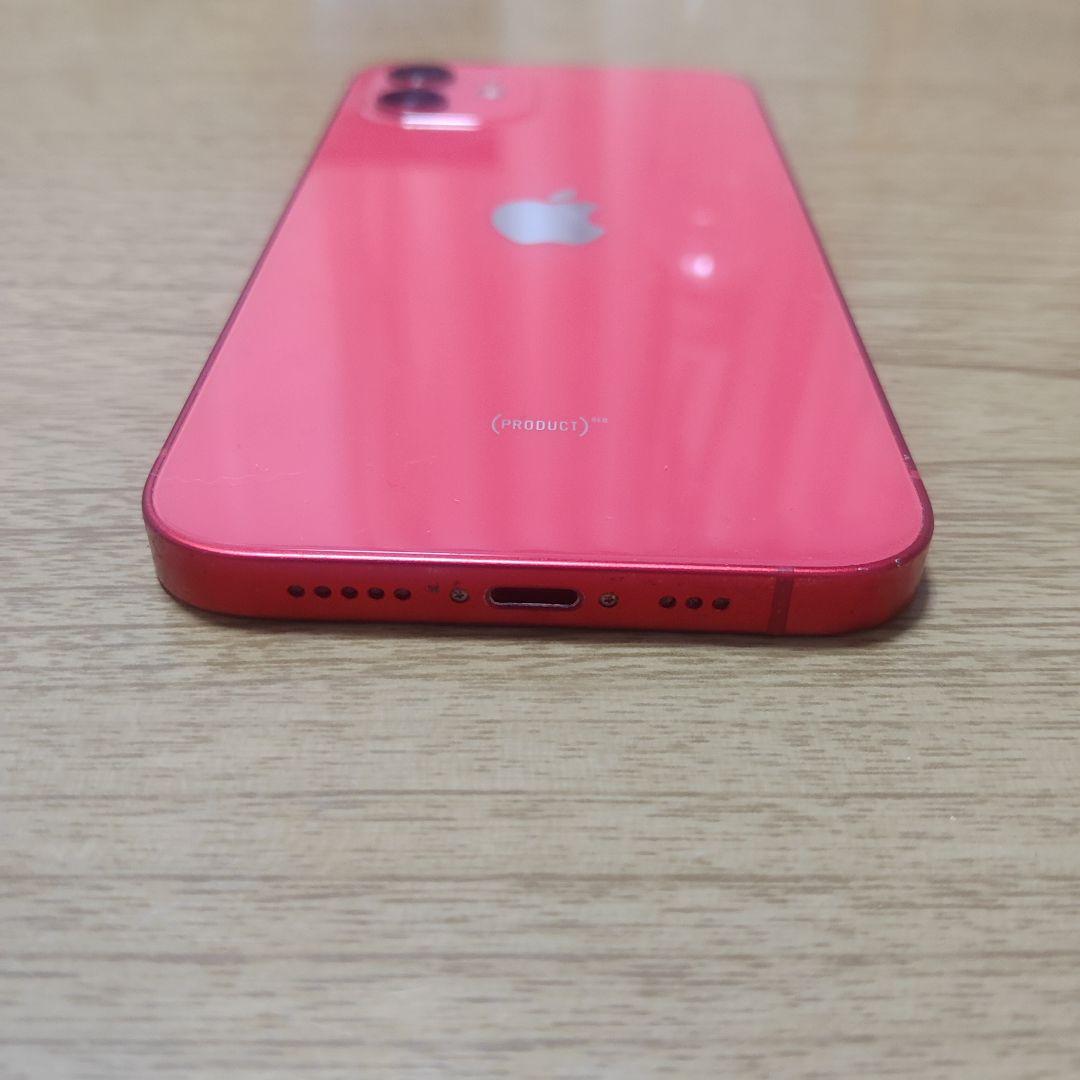 iPhone12 バッテリー82%　レッド