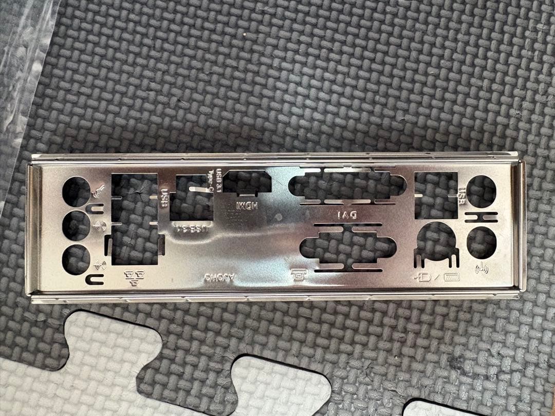 じ*ん様 ASRock Z390 Pro4 マザーボード Core i3-910