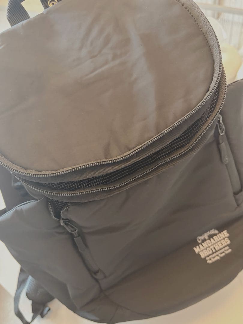 キャリーバッグ・スリング MANDARIN BROTHERS WINSTON HUG BAG