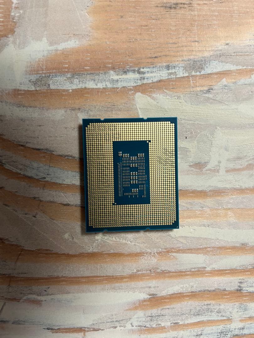 動作未確認　Intel Core i3-12100