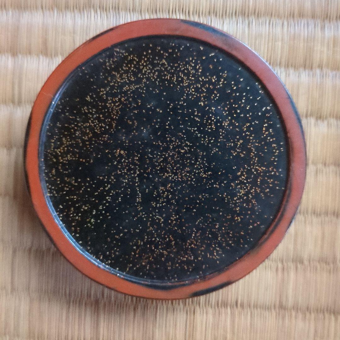 赤黒模様の漆器 円形容器 約7cm 根来の香合
