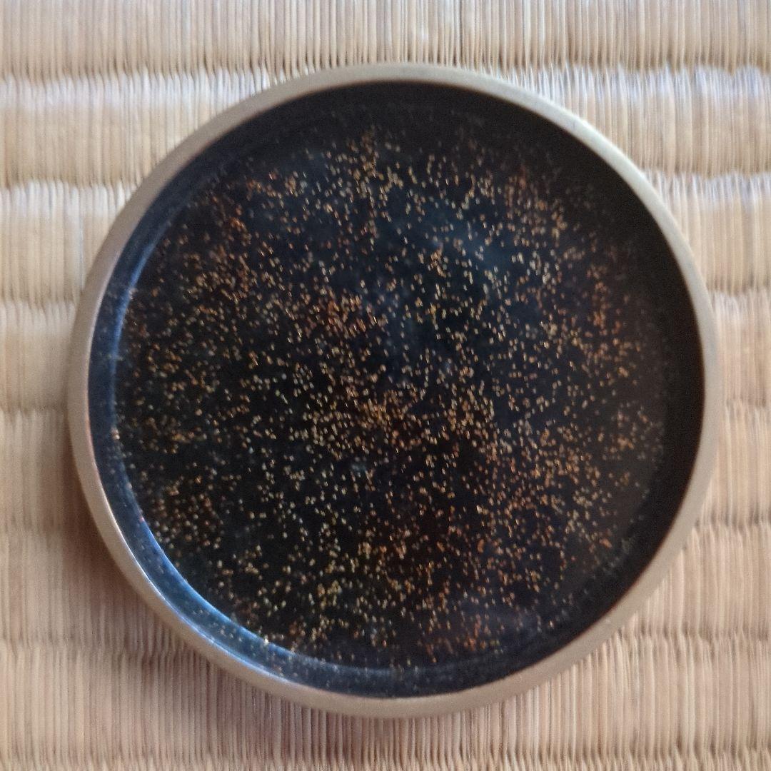赤黒模様の漆器 円形容器 約7cm 根来の香合