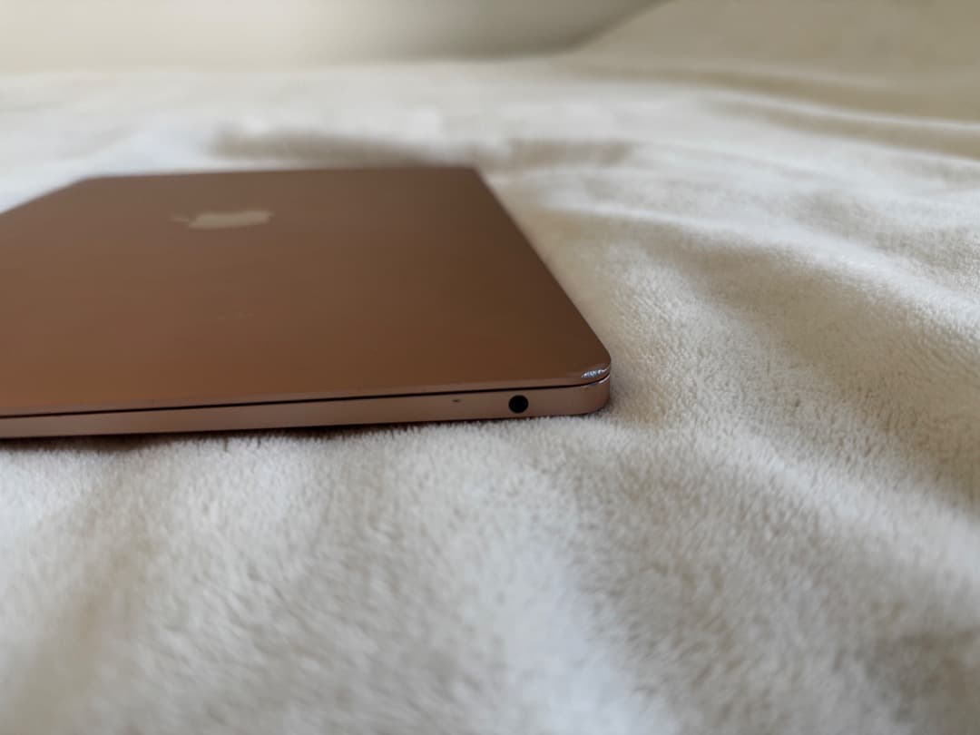 Macbook Air 2020 M1 8GBメモリ512GB SSD US列