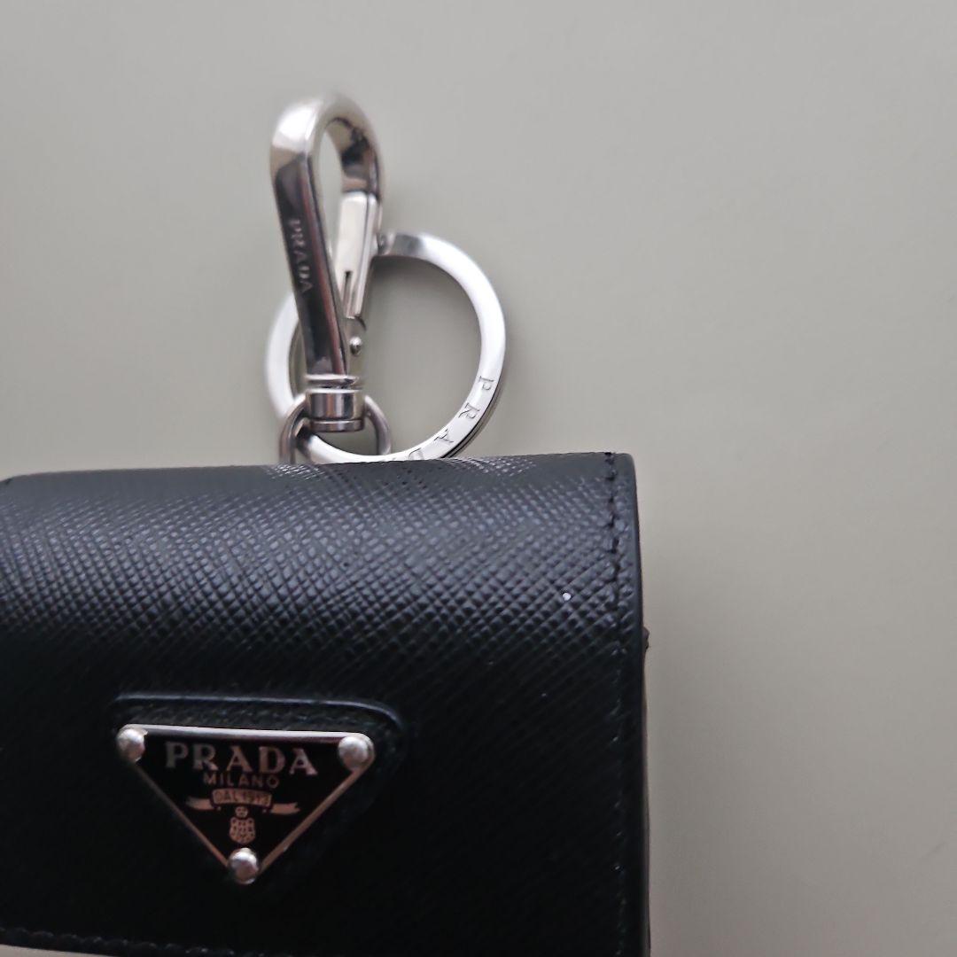 PRADA ブラック イヤホンケース