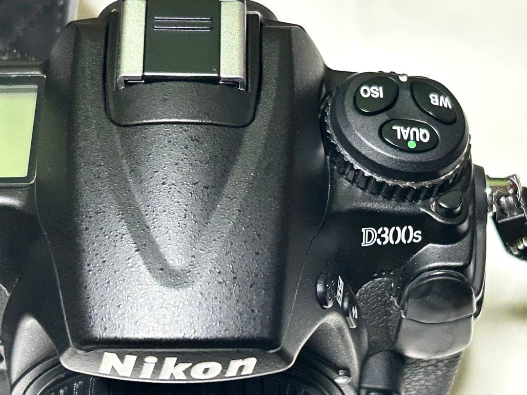 値下げしましたNikon D300s NIKKOR AF-S 24-120 VR