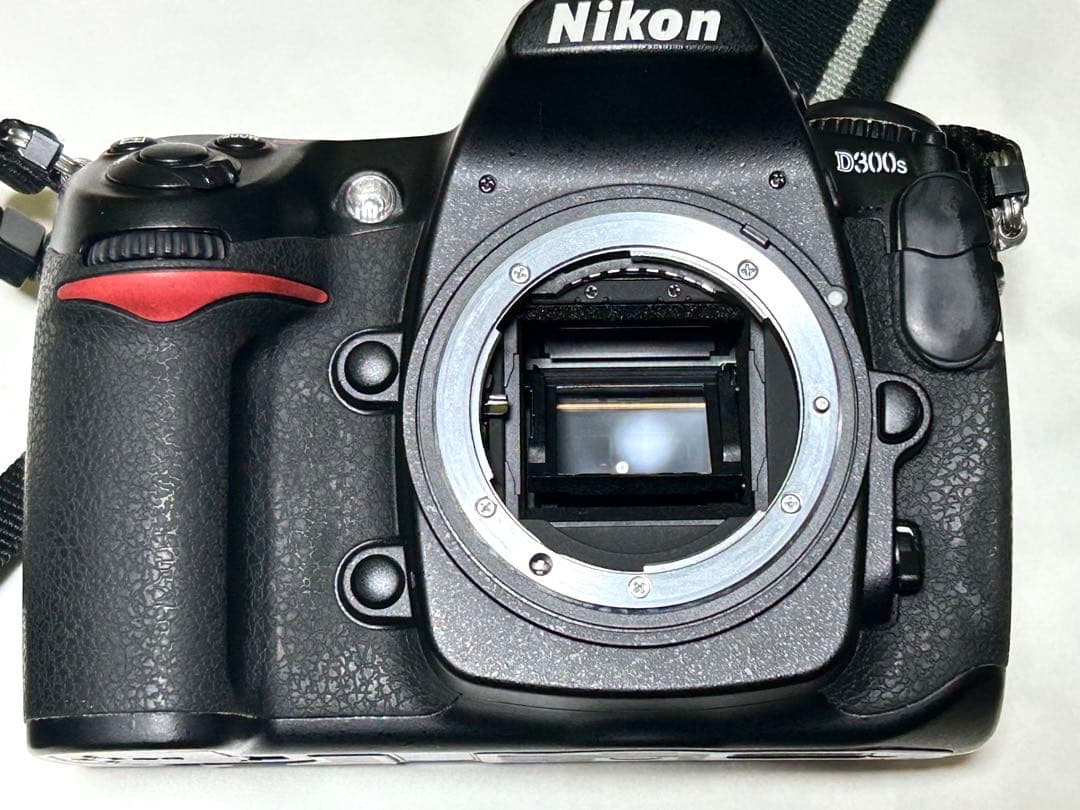値下げしましたNikon D300s NIKKOR AF-S 24-120 VR