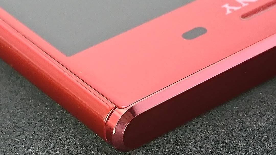 Xperia XZ Premium docomo SO-04J ロッソ