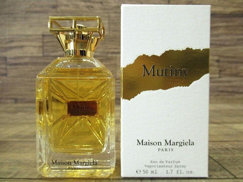 専用　新品未使用 メゾン マルジェラ ミューティニー オードパルファン 50ml