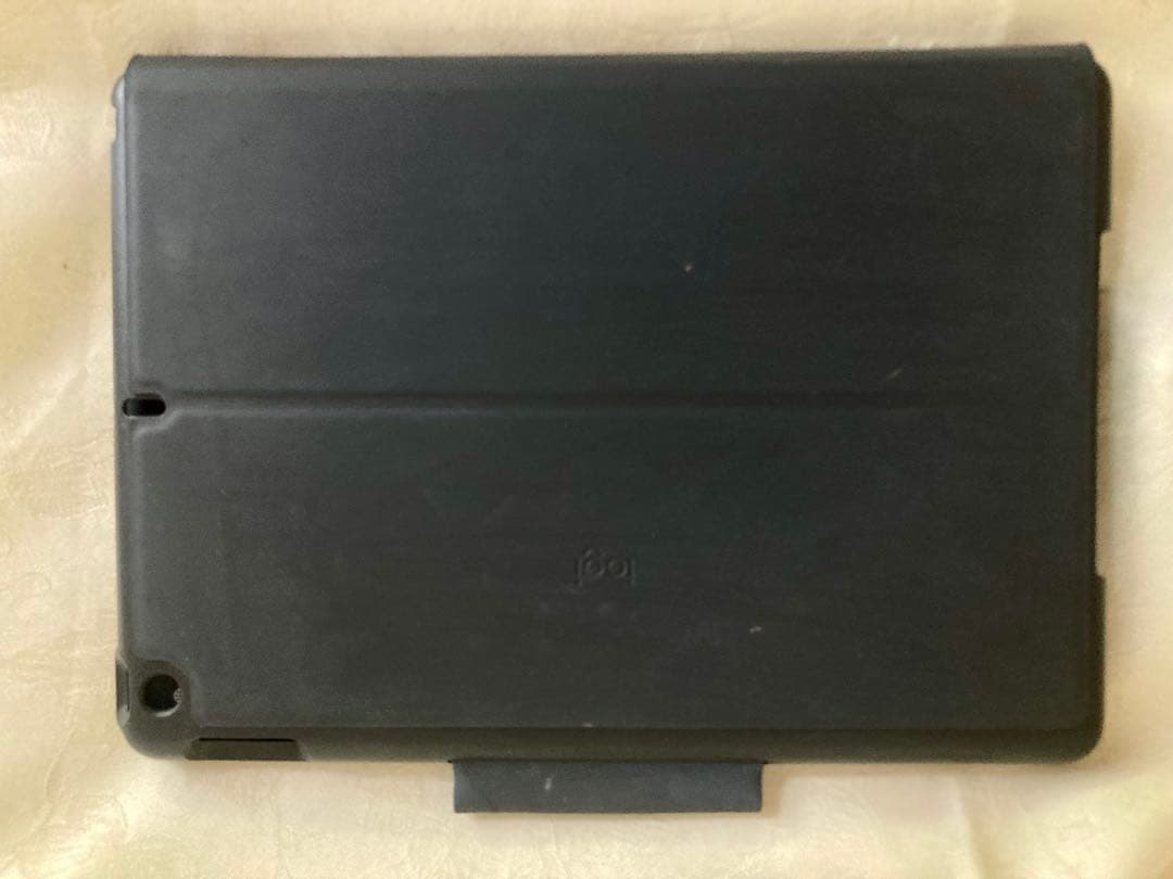 値下げ！logicool SLIM FOLIO iPadケース 第7第8第9世代