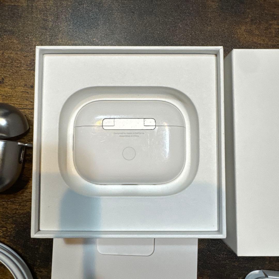 AirPods Pro2 本体 第二世代充電ケース付き　左耳なし