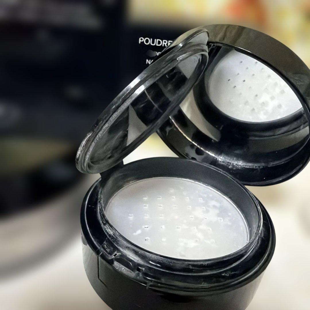 CHANEL プードゥル ユニヴェルセル リーブルN 10 30g