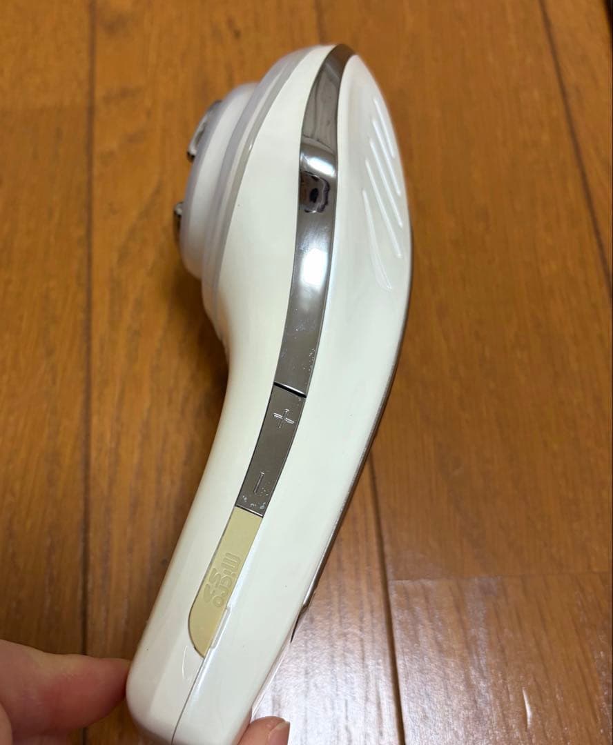 クターアリーヴォ　ゴースト Dr.Arrivo Ghost美顔器