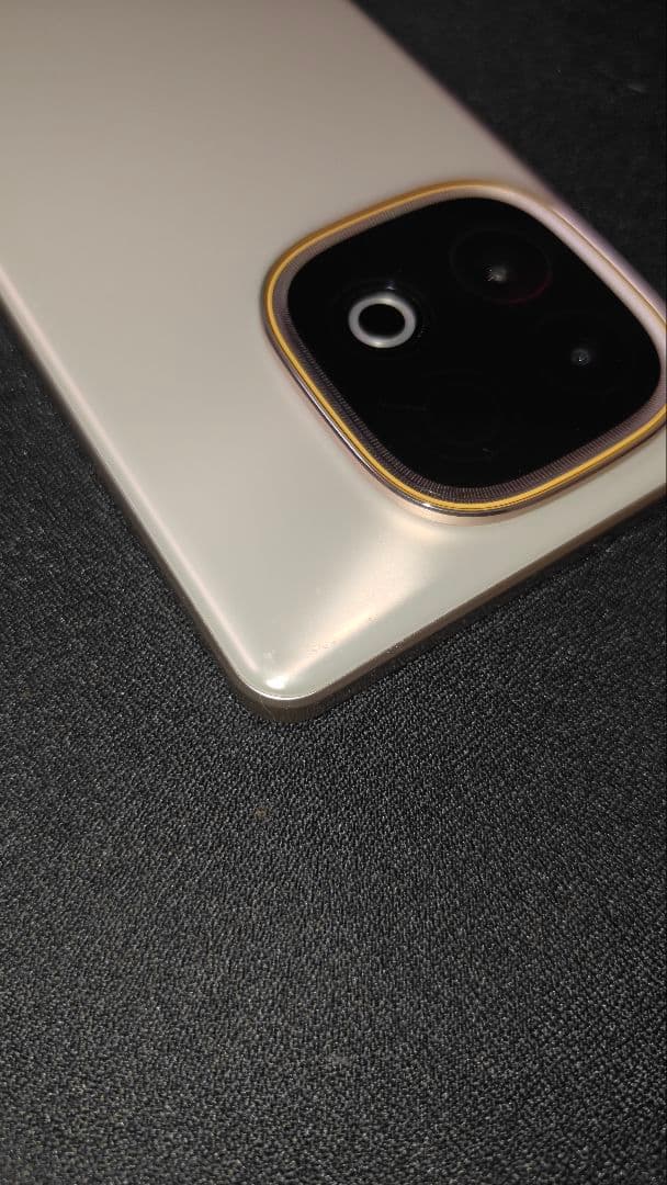 Vivo IQOO Z10 Turbo+ 12GB 256GB 沙漠色