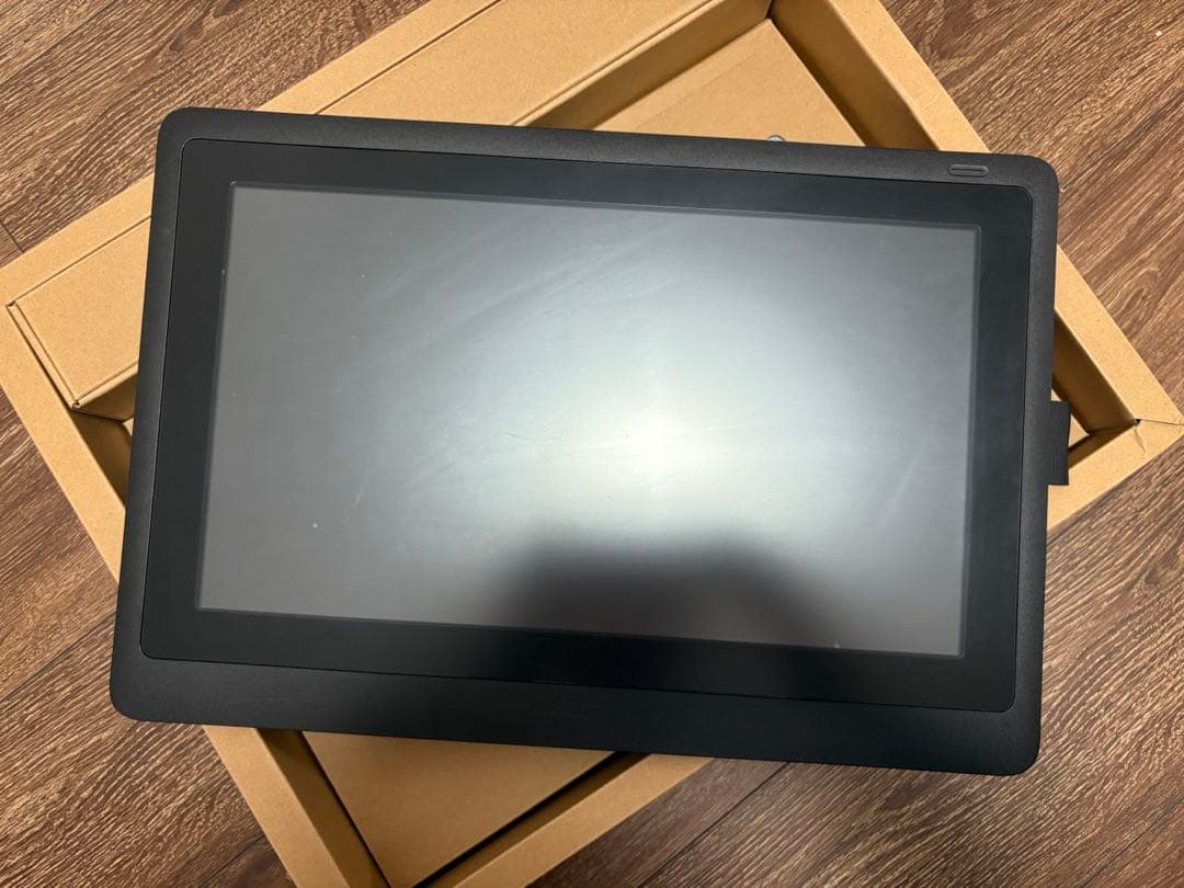 液タブ・ペンタブ wacom cintiq 16 DTK1660KOD