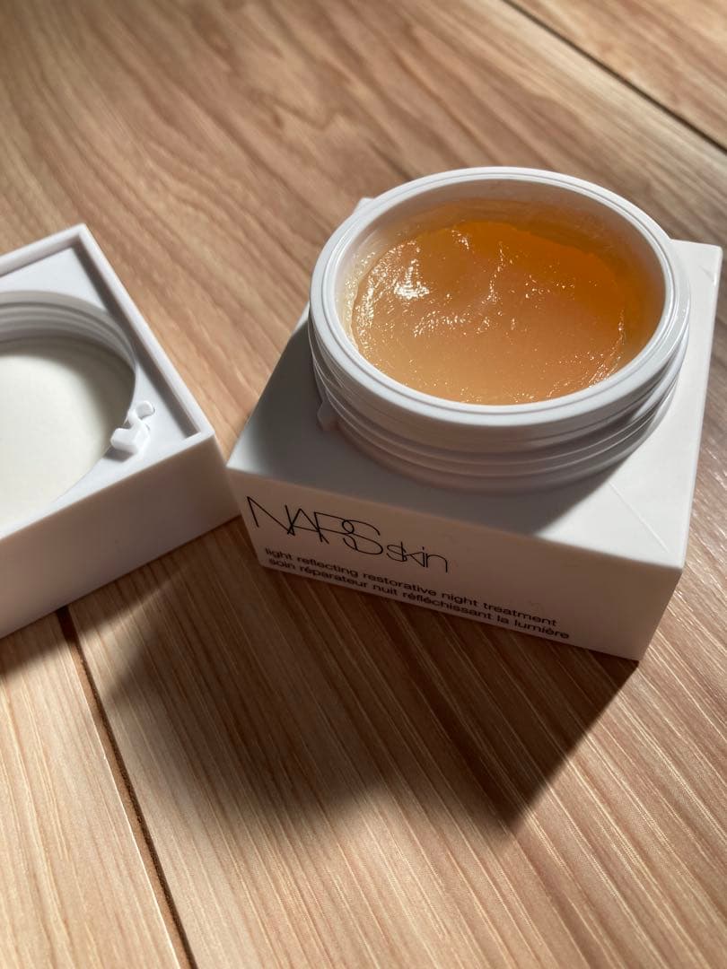 NARS アイクリーム　クリーム　美容液