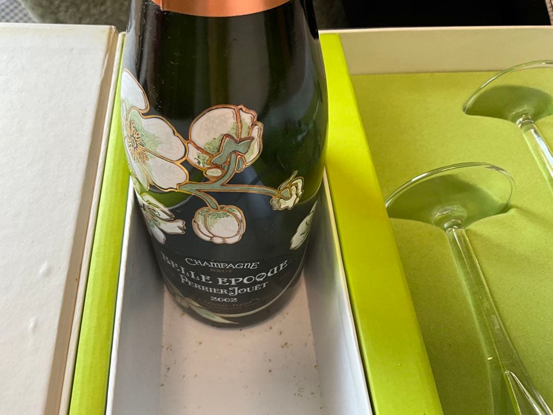 Perrier-Jouët Belle Epoque 2002 セット
