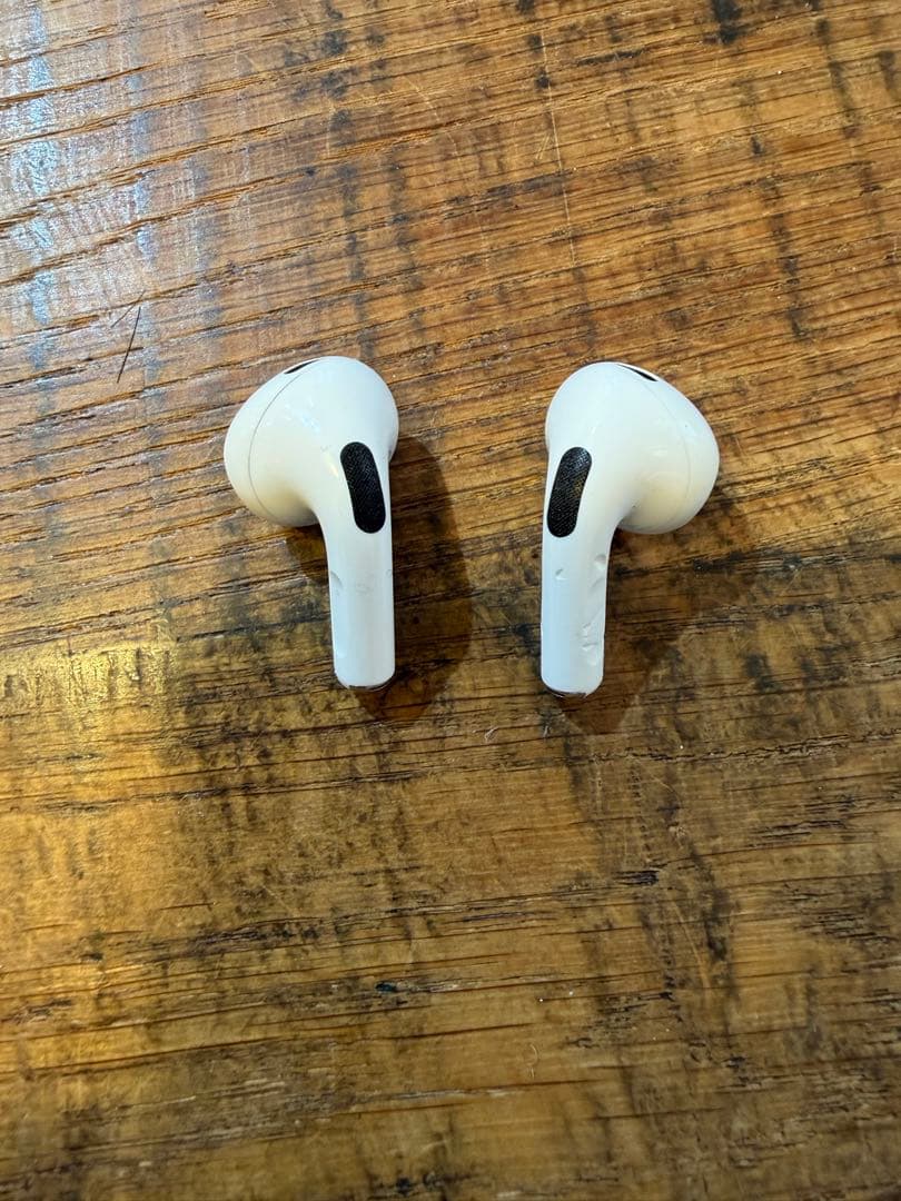 AirPods Pro 2nd （第２世代）　 ライトニングA2700
