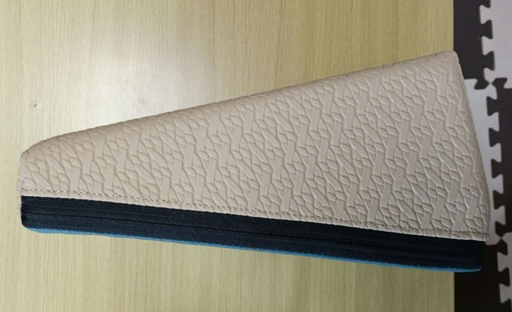 美品　フレックスクッション　MINI （サンテプラス株式会社）ベージュ
