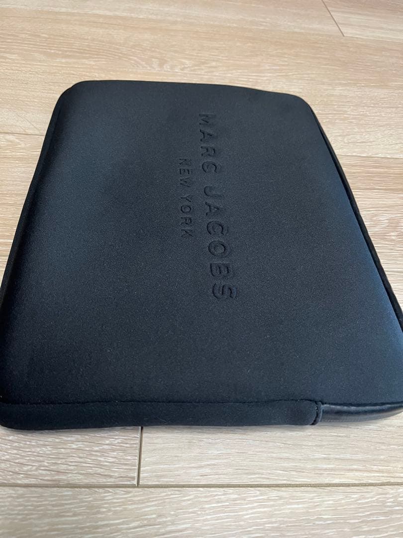 MARC JACOBS PCケース 黒 13インチ ノートPC タブレットケース