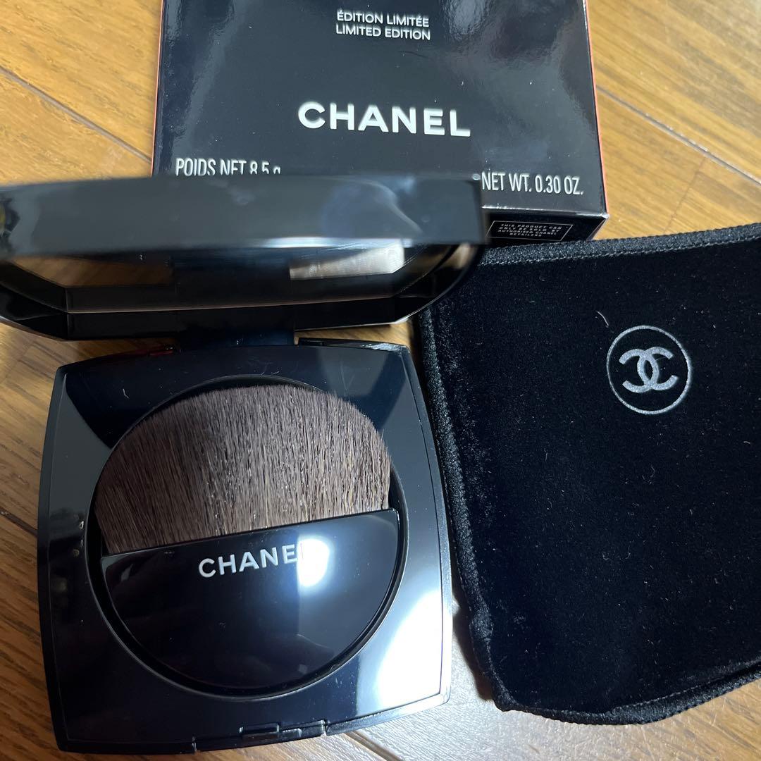 新品未使用　CHANEL CAMÉLIA FUTURA パウダーチーク