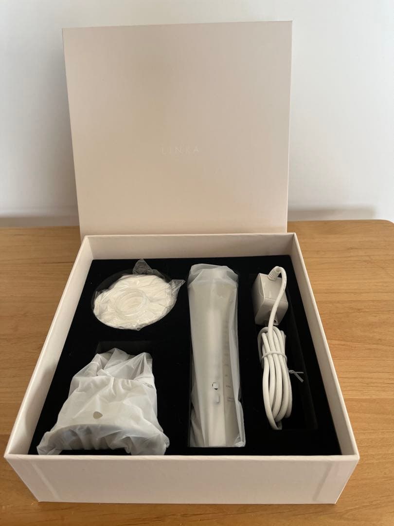 新品未使用！値下げ！LINKA マルチフェイシャルトリートメント 美容器