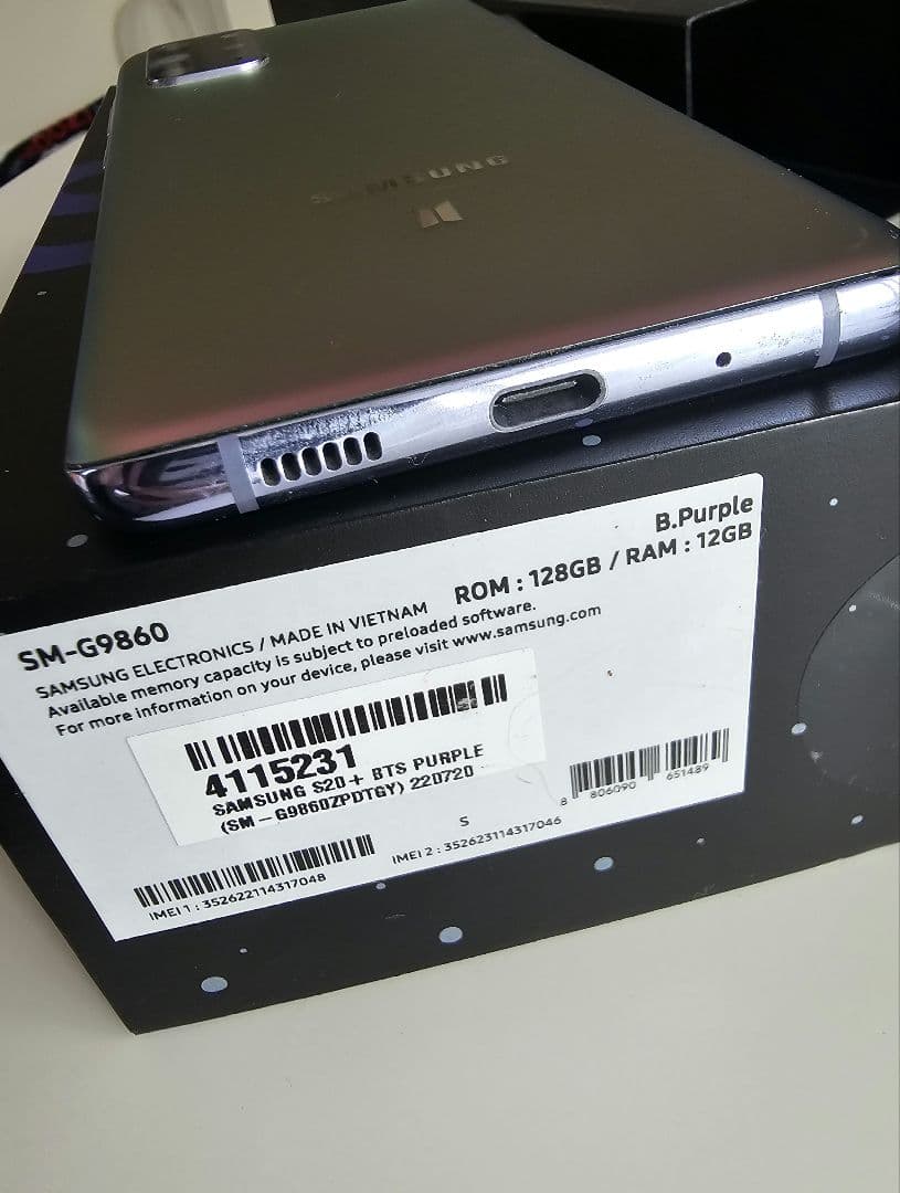 Samsung Galaxy S20+ BTS版128GB ワイヤレスイヤホン付