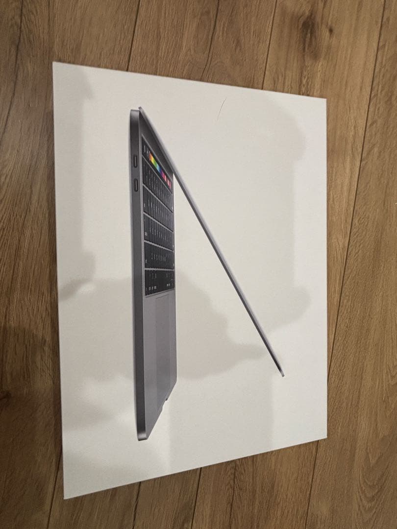 Apple MacBook Pro 13インチ 2019モデル