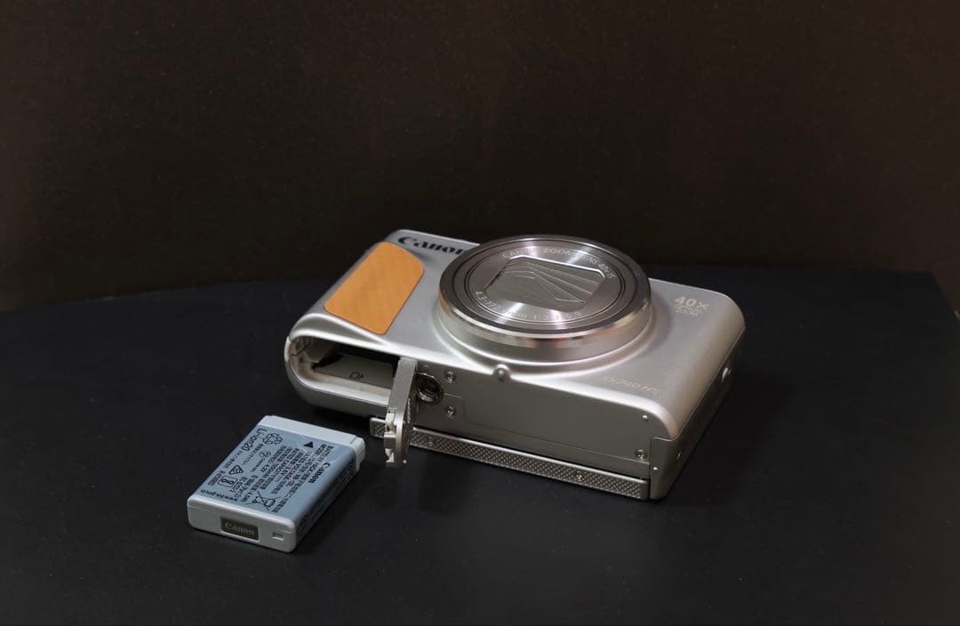 Canon Power Shot SX740 HS シルバー