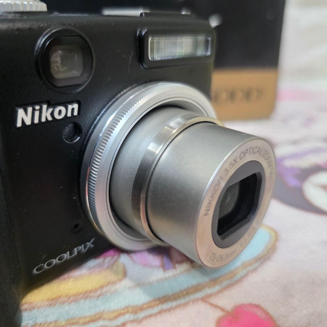 524極美品】Nikon コンパクトデジタルカメラ COOLPIX P5000