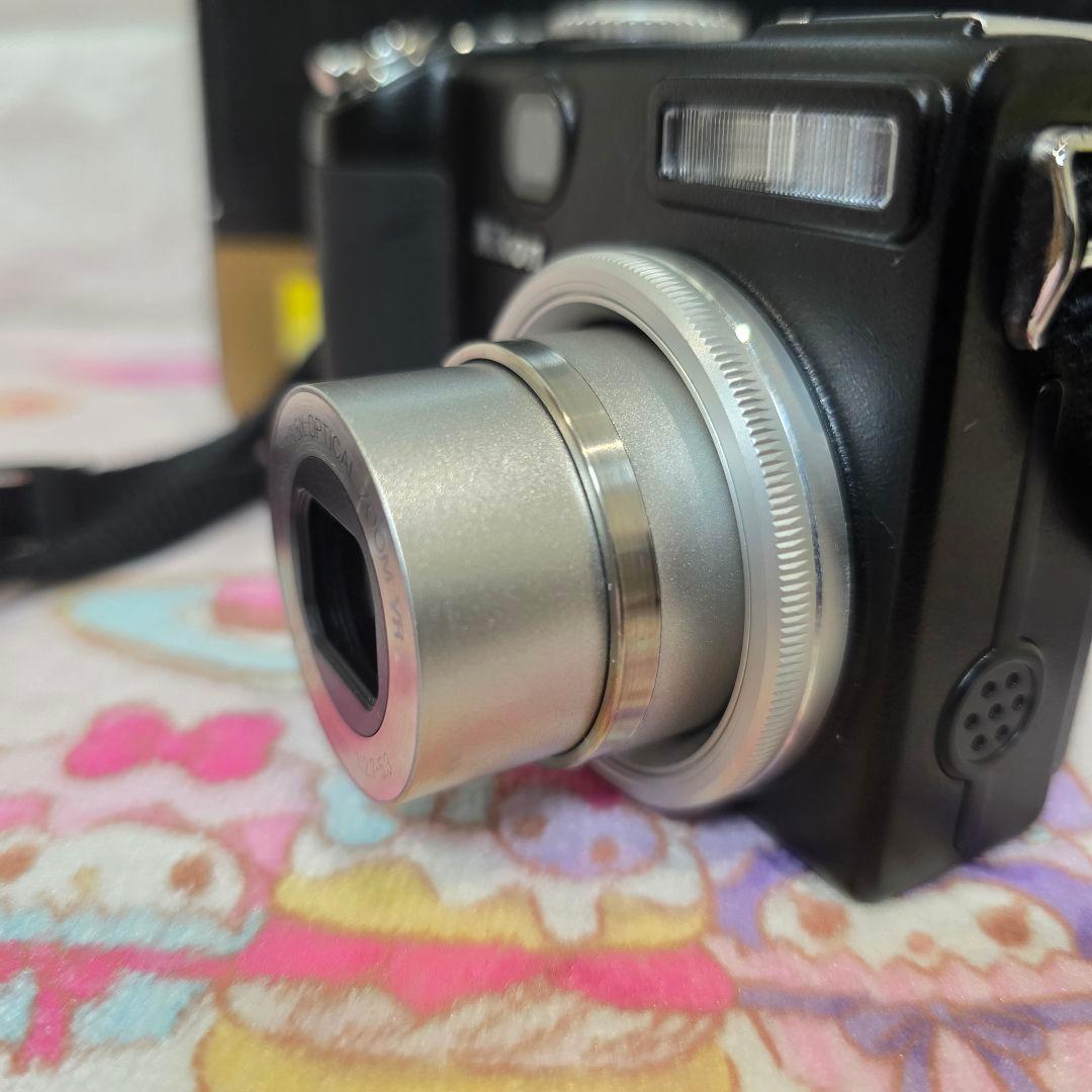 524極美品】Nikon コンパクトデジタルカメラ COOLPIX P5000