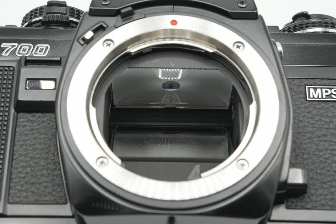 【動作品】ミノルタ New X-700 ブラック フィルムカメラ本体 ケース付き