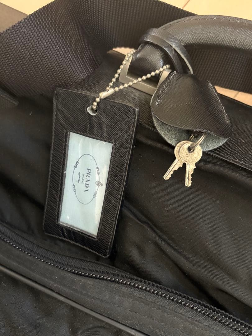 レア PRADA プラダ ガーメント 旅行バッグ ハンガー ネームタグ 錠付