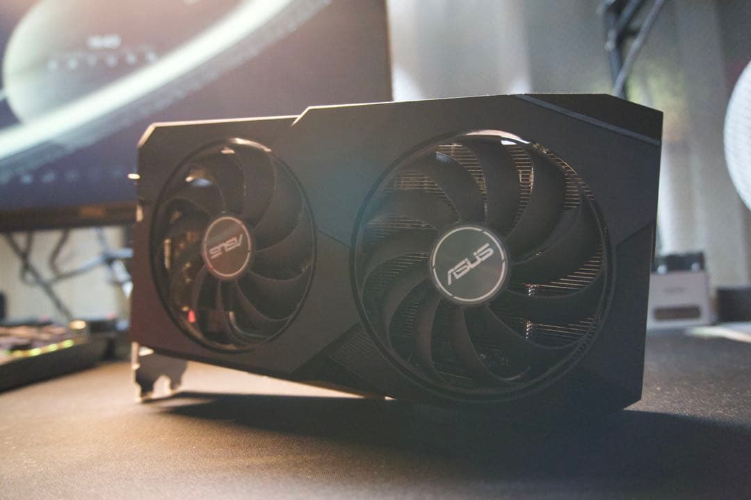 グラフィックボード・グラボ・ビデオカード ASUS RADEON RX7600
