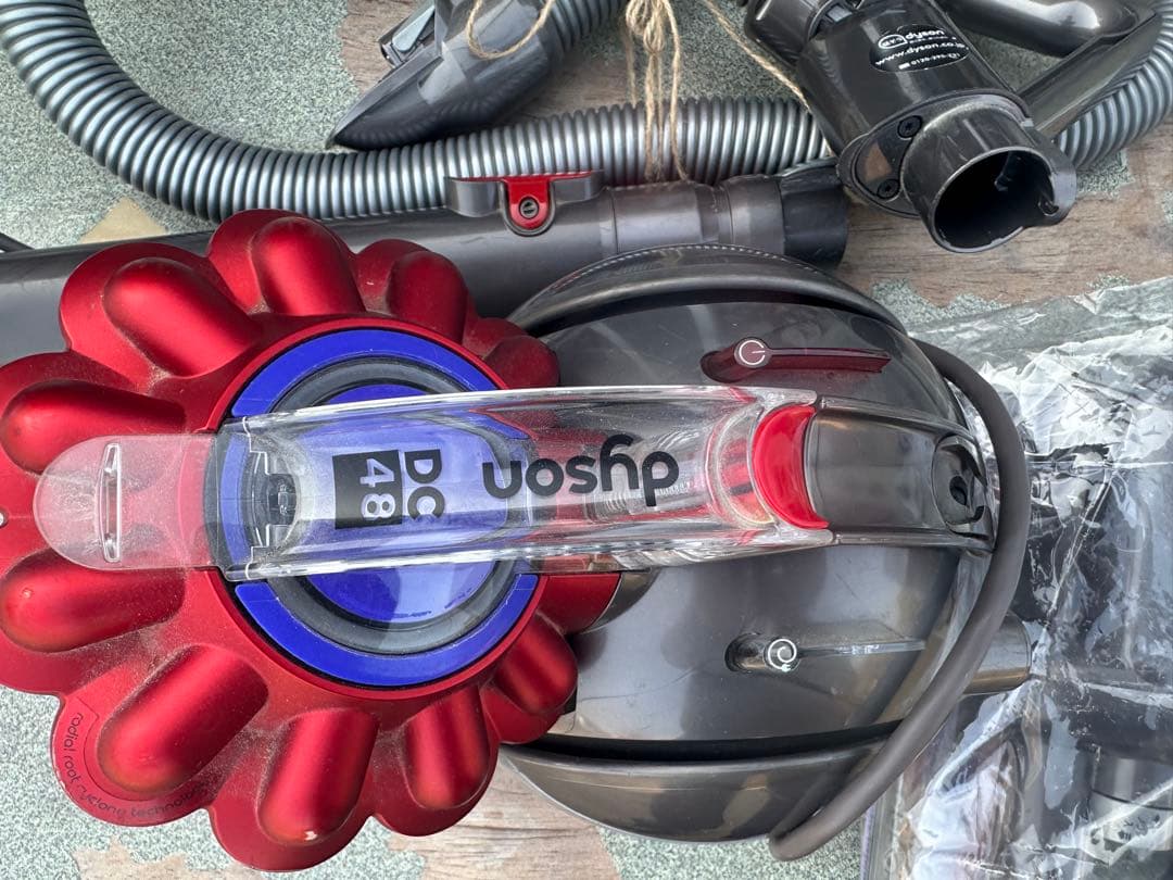 Dyson DC48 掃除機本体 グレー/レッド