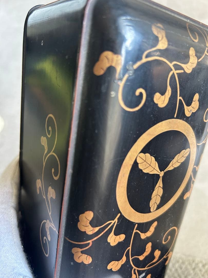 時代物　金蒔絵 唐草 家紋入 文箱（長手箱） 黒漆 漆器 骨董 42センチ