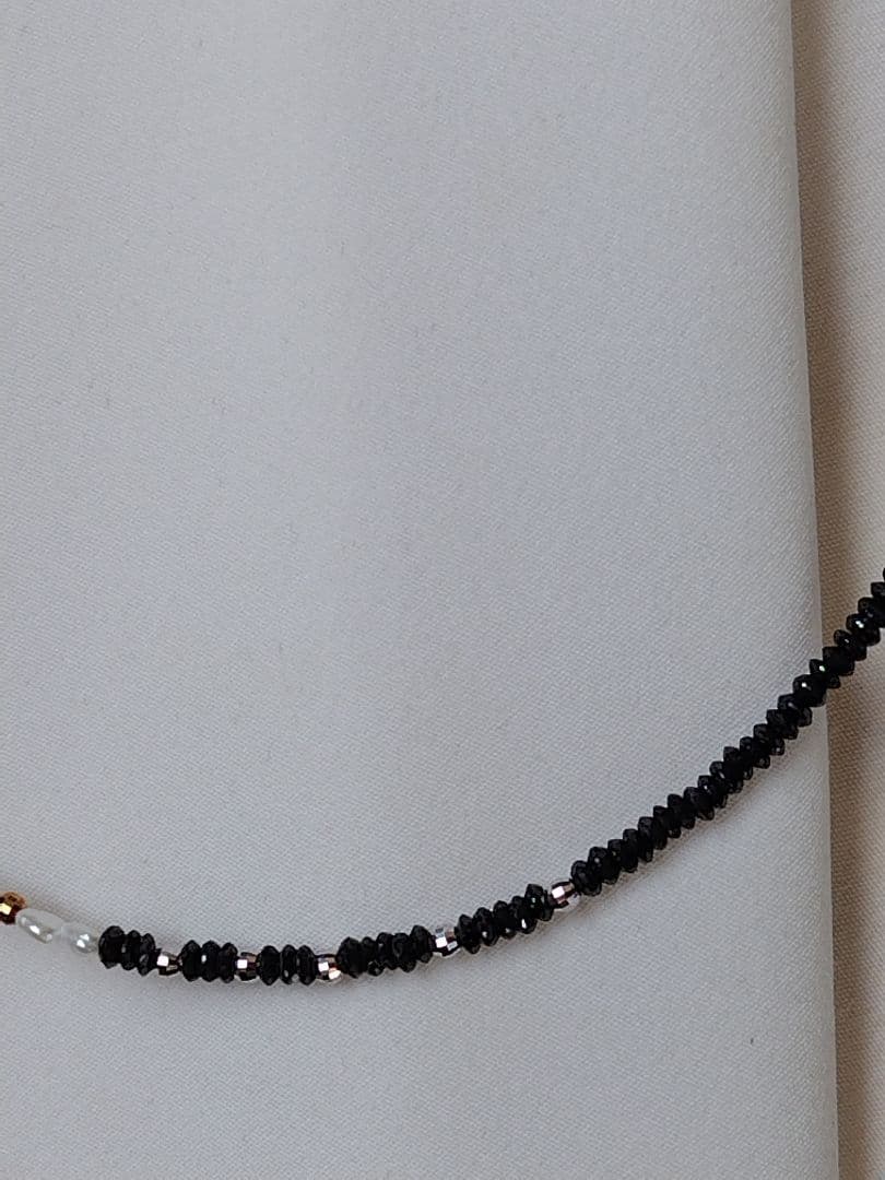 K18WG ブラックダイヤ　13.07ct、アコヤ真珠ケシパールの、セミロング