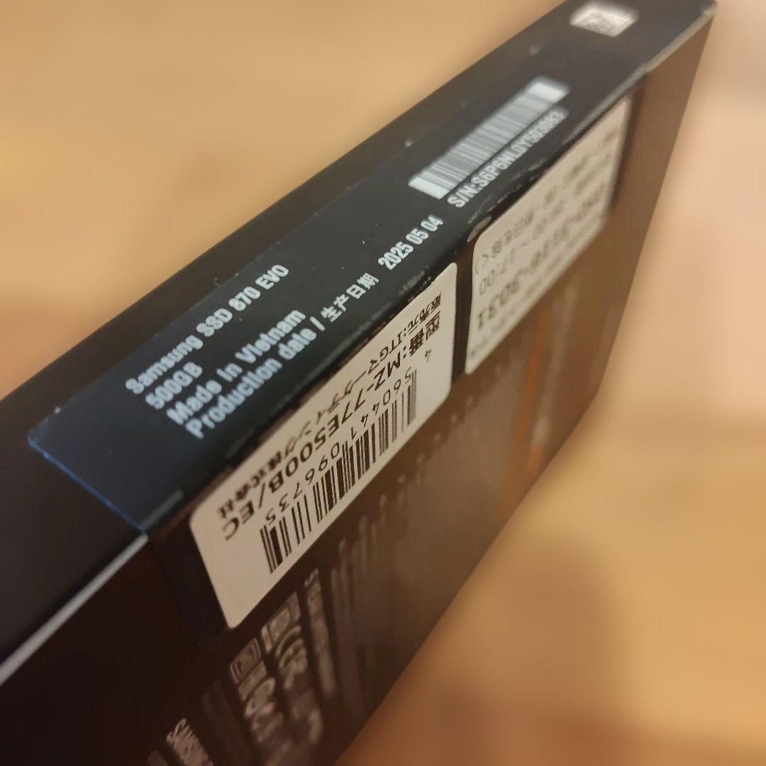 Samsung 870 EVO SATA 2.5インチ SSD