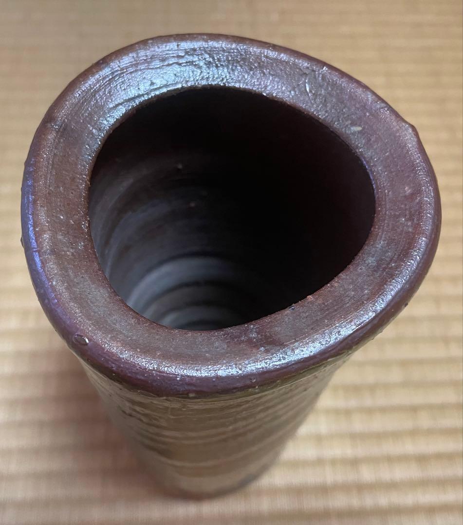 備前焼　大平孝昭作花瓶・一輪挿し・花入　(共箱　陶歴あり)