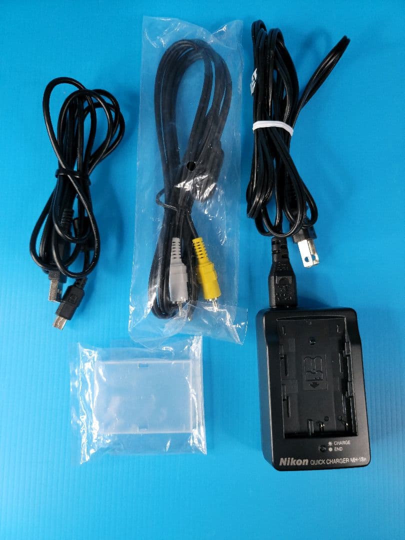 【完動美品】 Nikon D80 + AF-S DX VR 55-200mm …