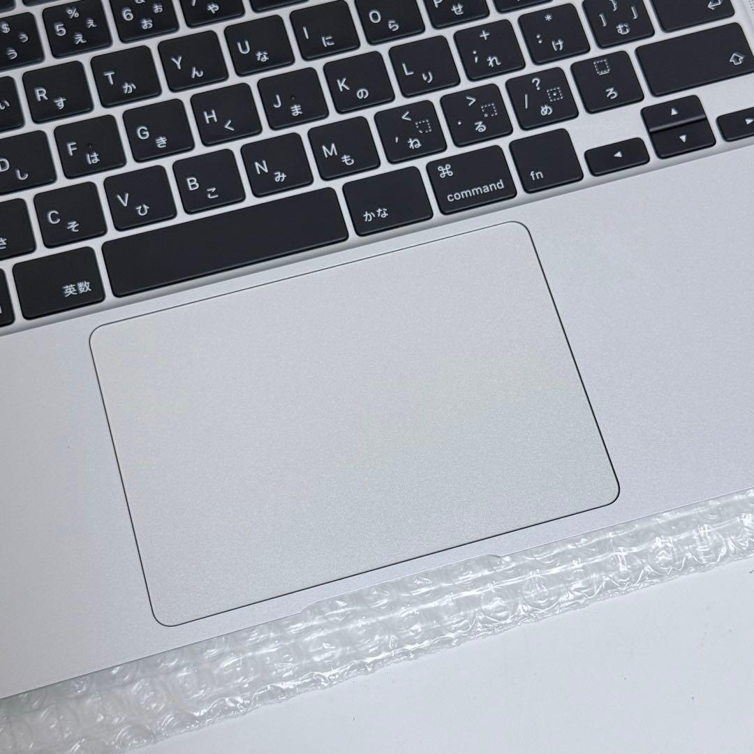 MacBook Air i5 13インチ　8GB 512GB 2020